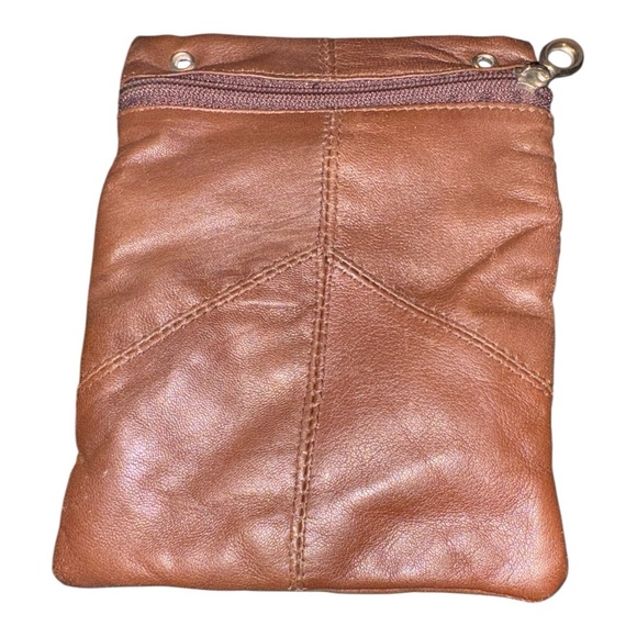 Marshal Leather Travel Pouch 3 zip pockets and one snap. Missing strap. B18 - Picture 3 of 9
